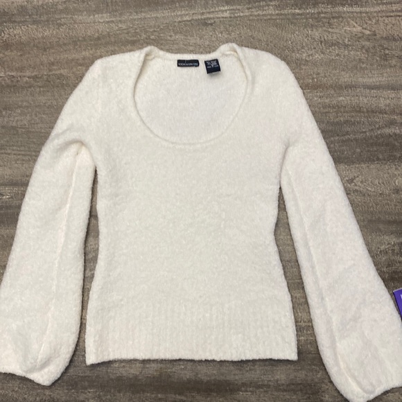 Moda International Sweaters - Beautiful Wool blend sweater